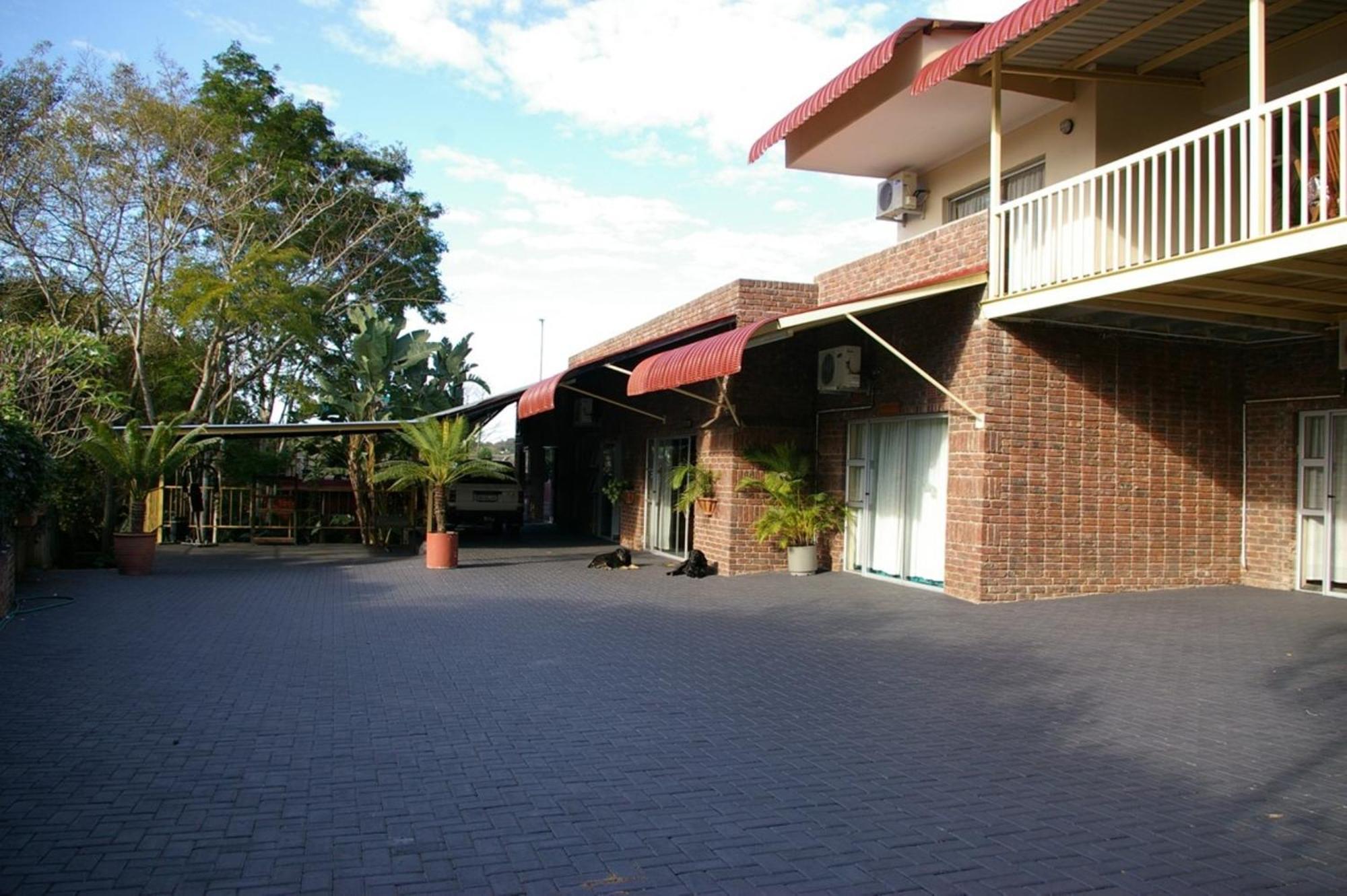 Ingwe Guesthouse Mbombela Exteriör bild
