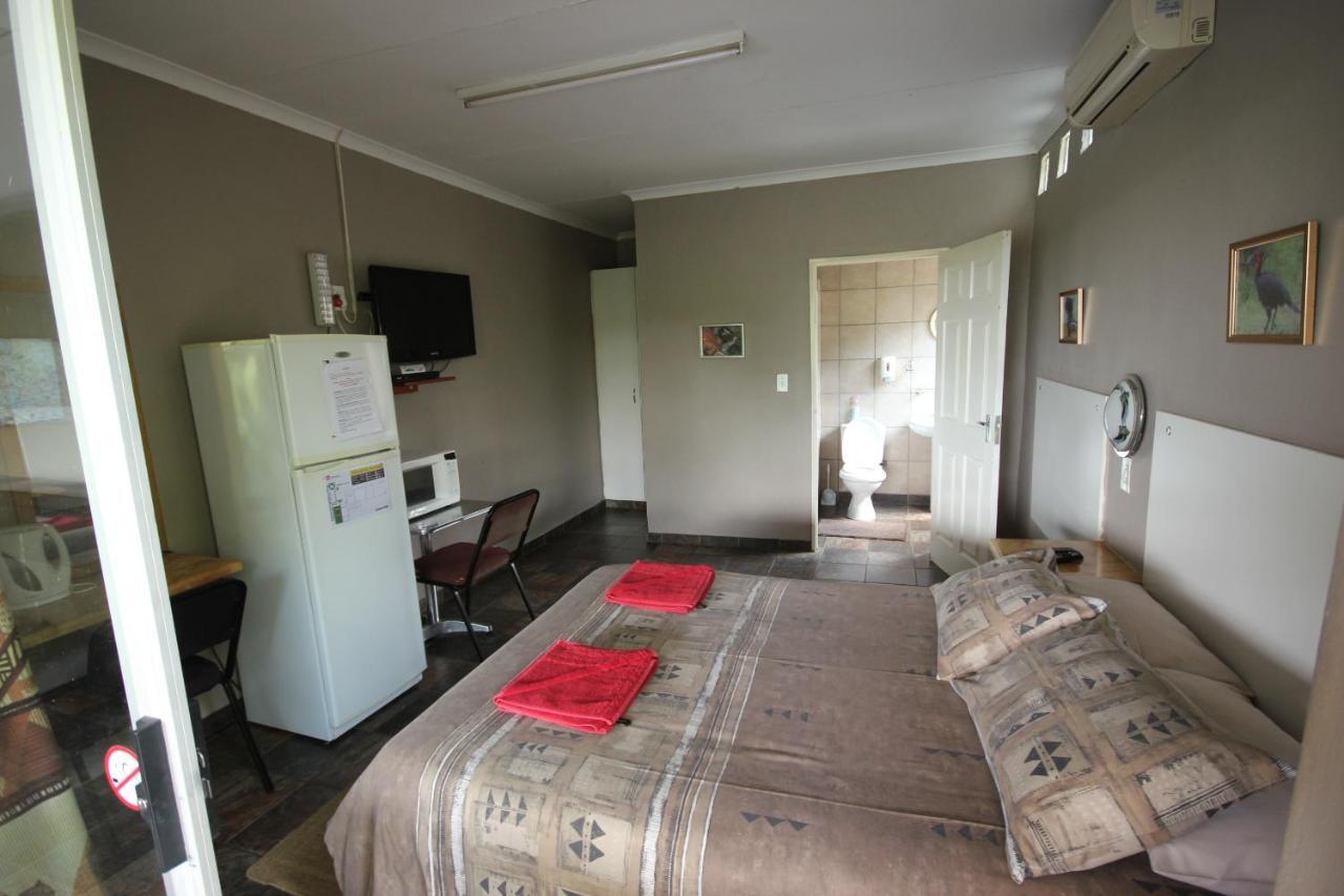 Ingwe Guesthouse Mbombela Exteriör bild